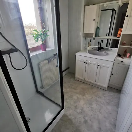 Idealement Situe Aux Portes De Bayeux *